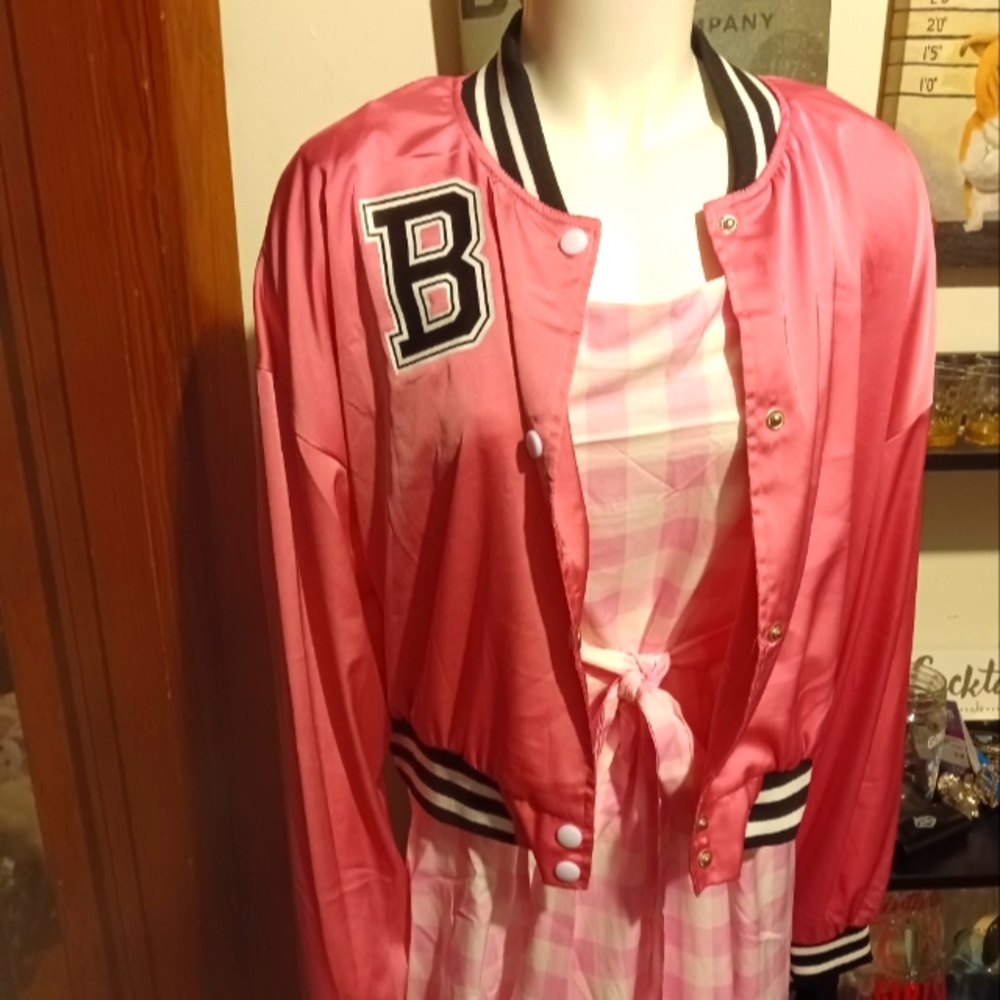 1x BARBIE Adult New Jacket (Costume)